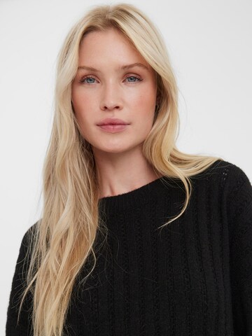 VERO MODA Sweater in Black