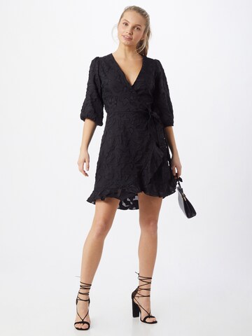 SISTERS POINT Dress in Black