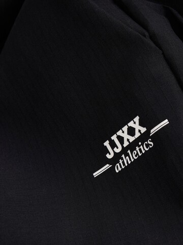 Tapered Pantaloni 'Hailey' di JJXX in nero