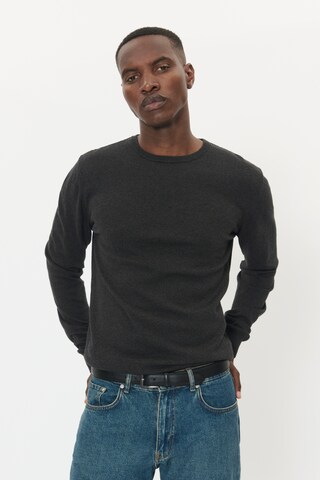 Matinique Pullover 'Jones' i grå: forside