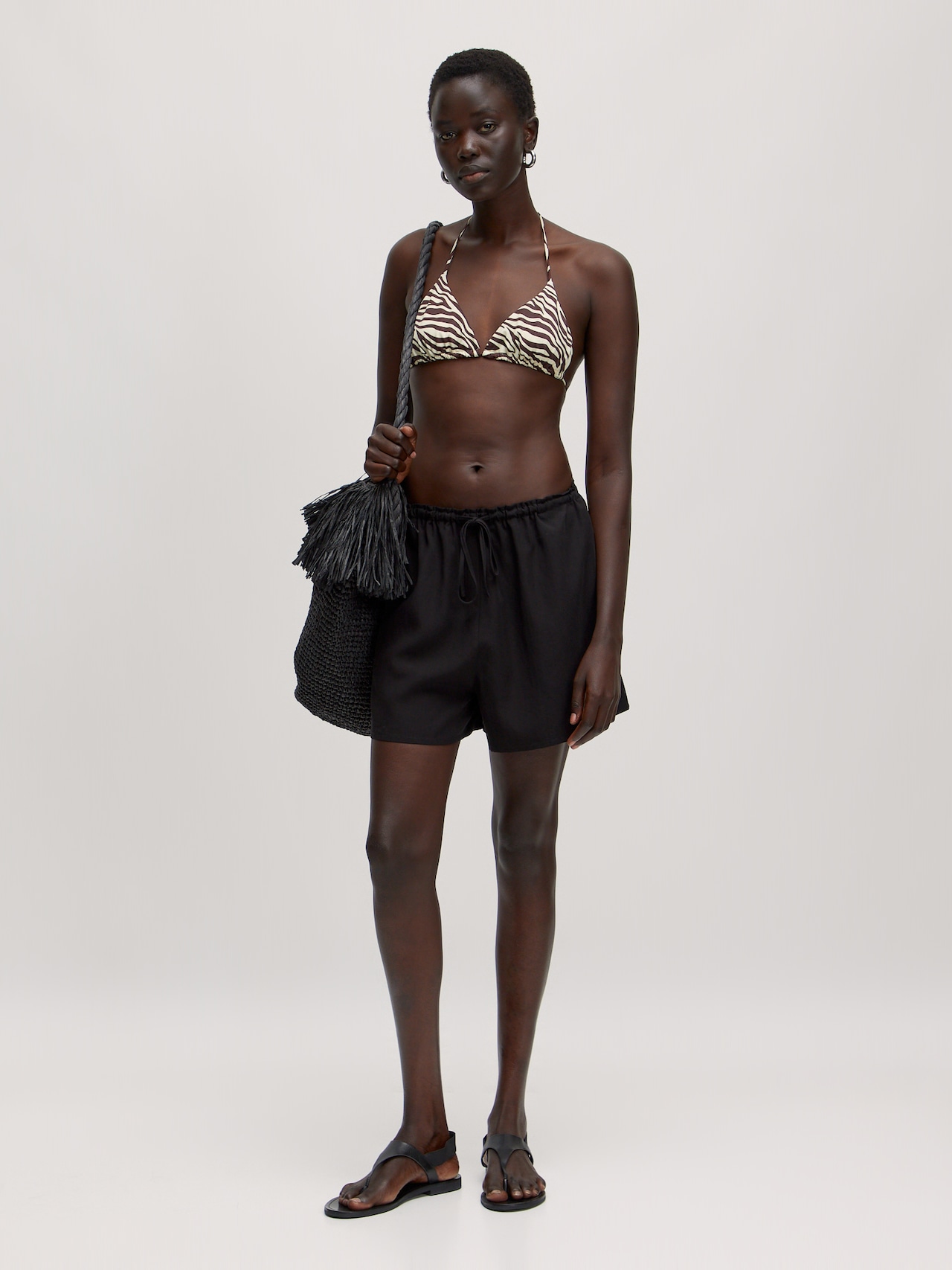 EDITED Produits Hauts de bikini 'Zyndi' beige