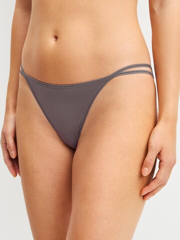 Slip 'Sleek Skin' di CALIDA in marrone