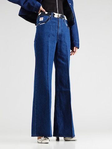 LEVI'S ® Flared Jeans 'RIBCAGE BELL X TS' in Blue: front
