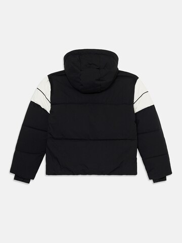 ELLESSE Преходно яке в черно