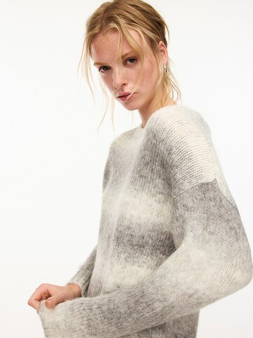 Rochie tricotat de la Pull&Bear pe gri