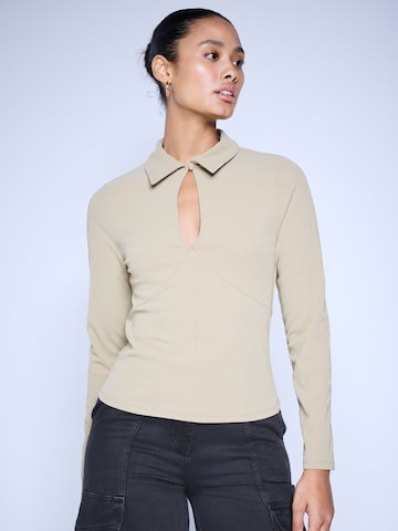 Next Poloshirt in Grün: Vorderseite