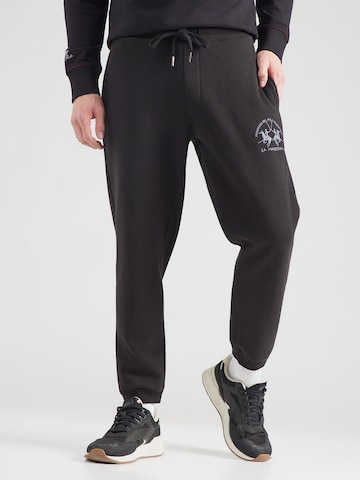 La Martina Tapered Παντελόνι σε μαύρο: μπροστά