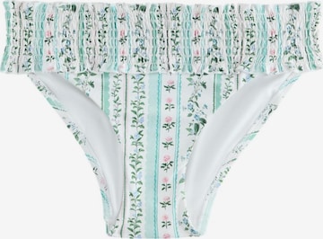 Slip costum de baie de la Next pe alb: față