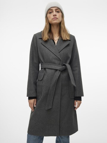 VERO MODA Overgangsfrakke i grå: forside