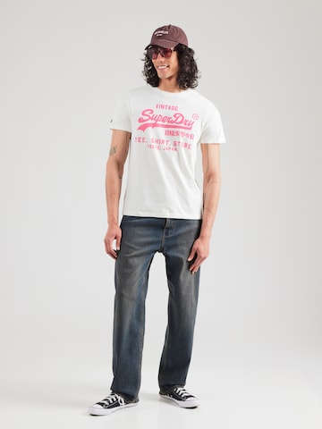 Superdry Μπλουζάκι σε μπεζ