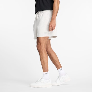 Loosefit Pantaloni 'Athletics French Terry Short 5"' di new balance in bianco