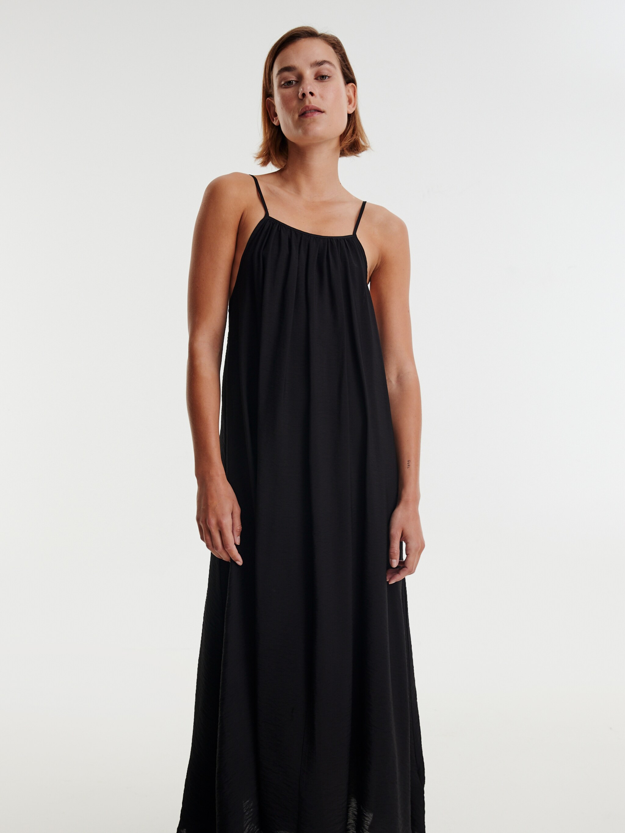 EDITED Produkte Kleid 'Fabrizia' schwarz