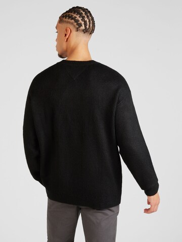 Tommy Jeans Sweater 'Classics' in Black