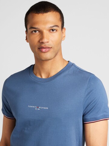 Maglietta di TOMMY HILFIGER in blu