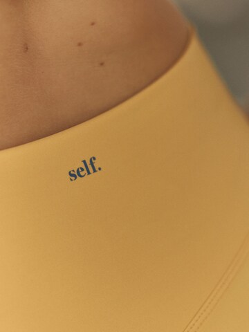 Skinny Leggings di self. in giallo