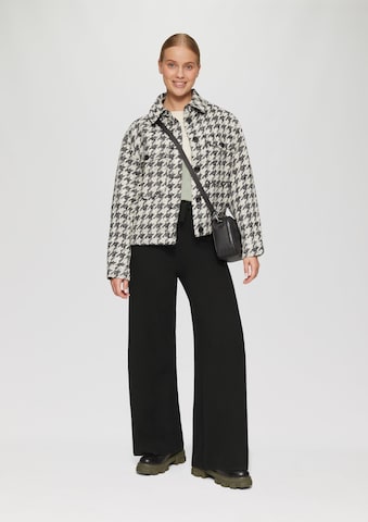 s.Oliver Wide leg Trousers in Black