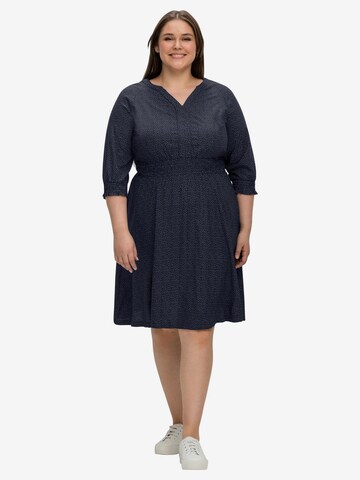 SHEEGO Kleid in Blau: predná strana