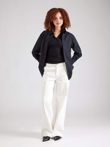 ABOUT YOU Shirt 'Lena' in Black