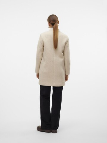 VERO MODA Overgangsfrakke 'Katrine' i beige