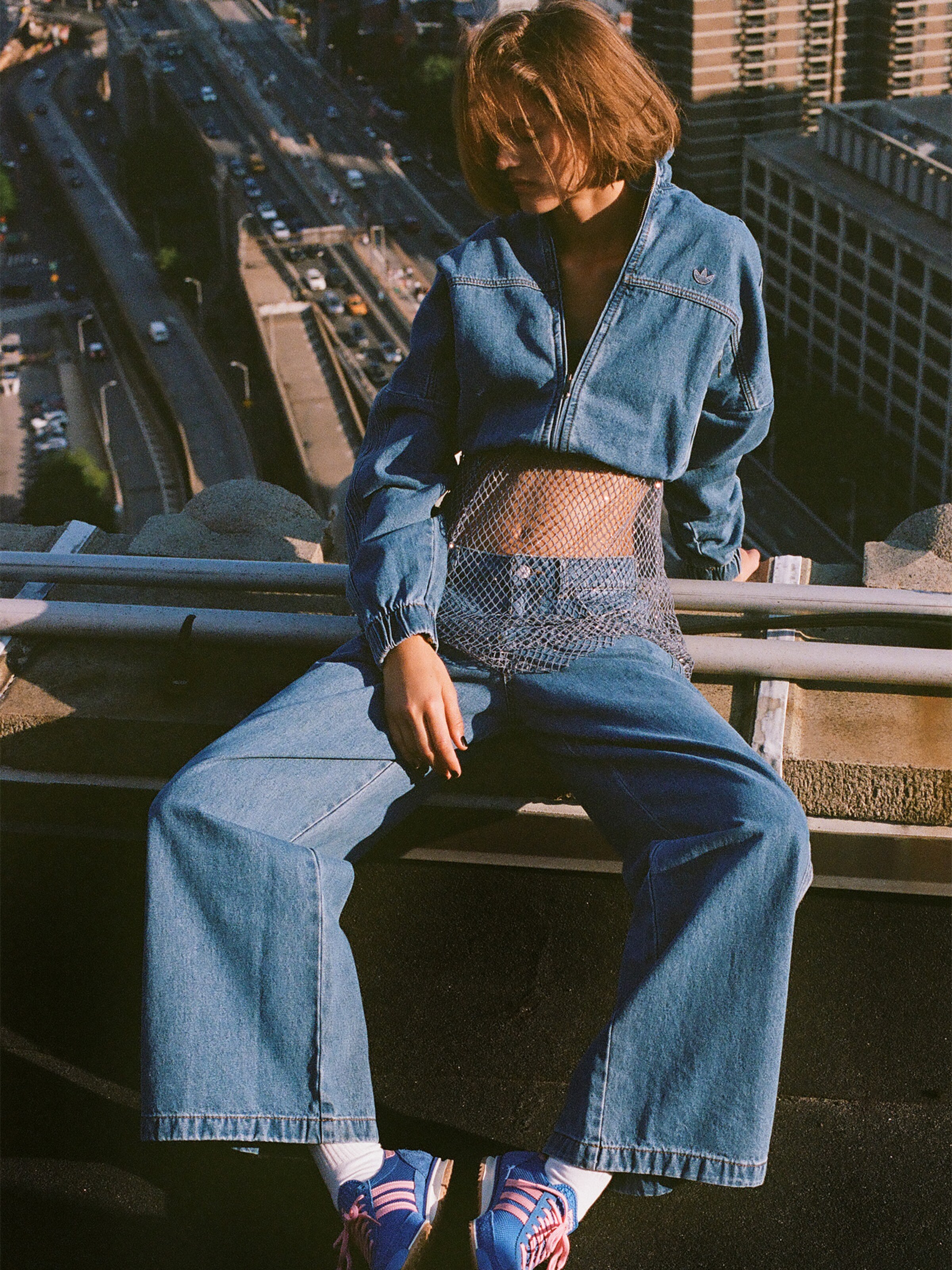 ADIDAS ORIGINALS Wide Leg Jeans Ess in Blue Denim ABOUT YOU