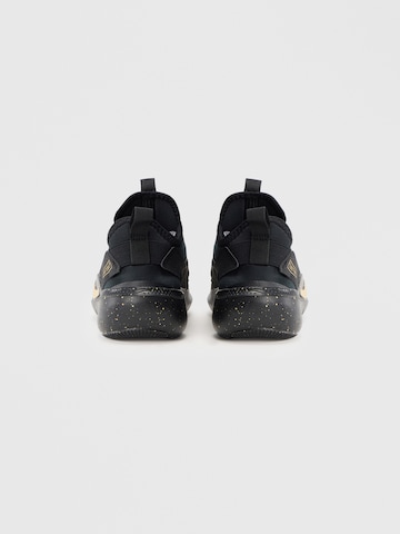 NIKE Αθλητικό παπούτσι 'FLEX RUNNER 4 SE' σε μαύρο