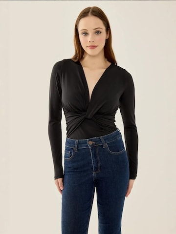 Hiccup Blouse body in Zwart: voorkant