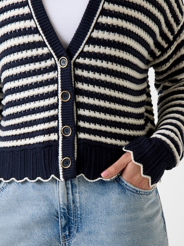 GUESS Gebreid vest 'AMBER' in Blauw