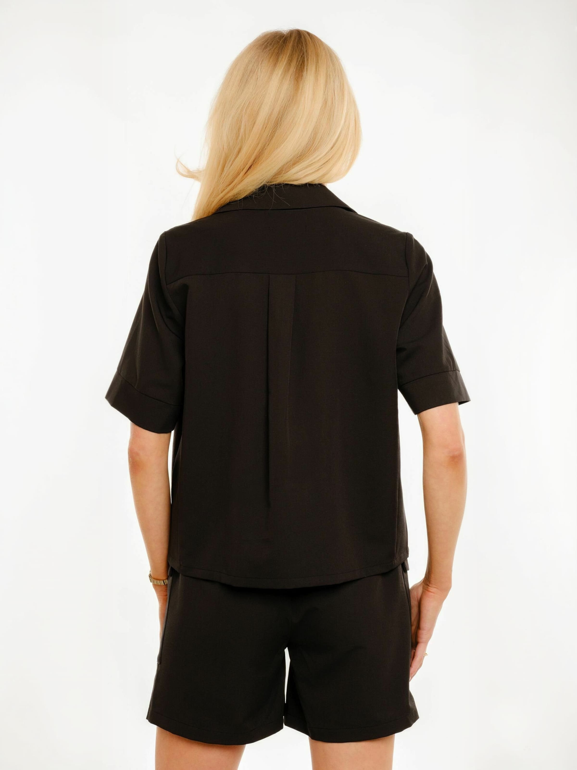 Haut ' PANNA ' Liberte Essentiel en noir