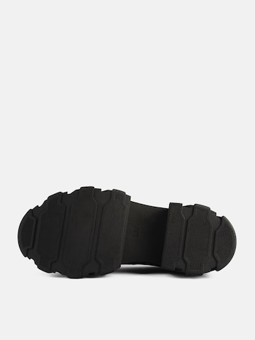 L37 HANDMADE SHOES Mokassin 'Straight Up' i sort