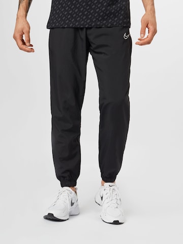 NIKE Tapered Sportbroek in Zwart: voorkant