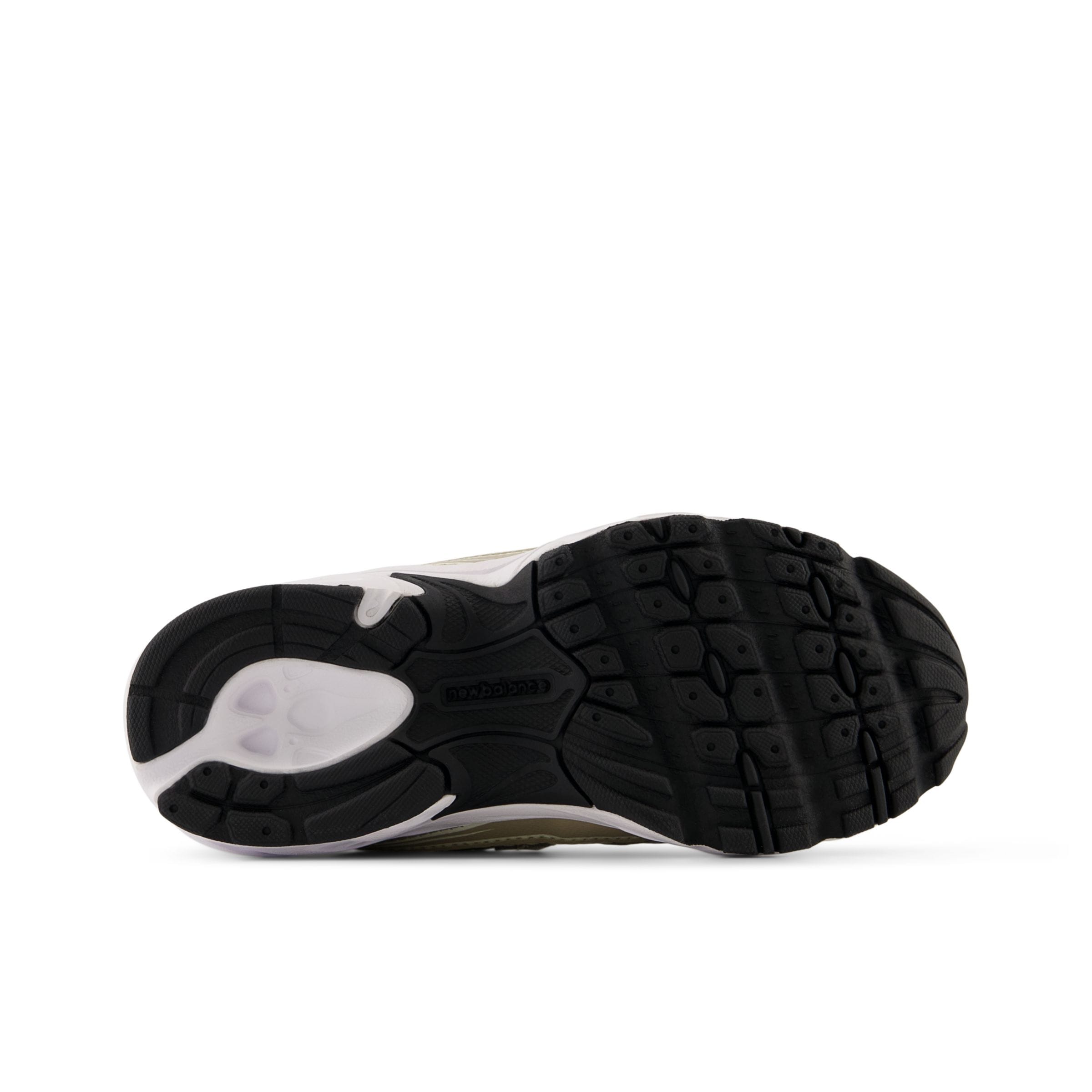 new balance Trainers '740 Bungee Lace' in Grey