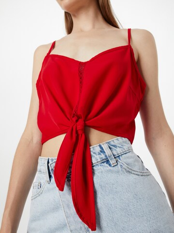 ABOUT YOU Top 'Inka' in Rood