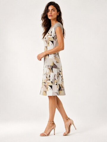 conquista Dress in Grey