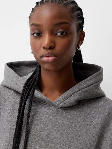 Bershka Sweatshirt in Grau