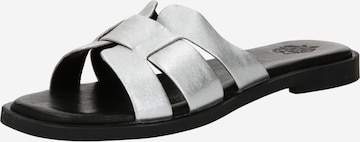 Apple of Eden Mules 'Alycia' in Silver: front