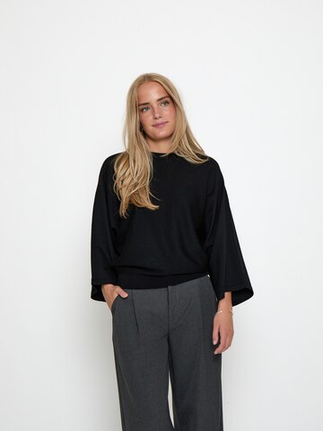 minus Top 'Tess' in Zwart: voorkant