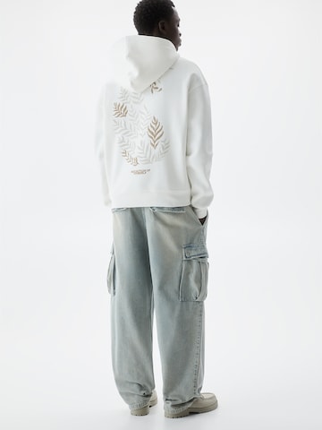 Sweat-shirt Pull&Bear en blanc