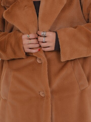 FRESHLIONS Vinterfrakke i brun