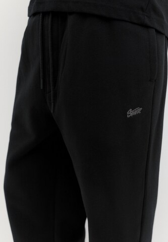 Effilé Pantalon 'STWD' Pull&Bear en noir
