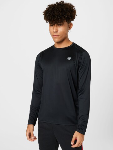 new balance Αθλητική μπλούζα φούτερ σε μαύρο: μπροστά