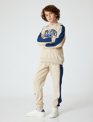 Koton Regular Hose in Beige: Vorderseite