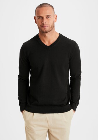 H.I.S Sweater in Black: front