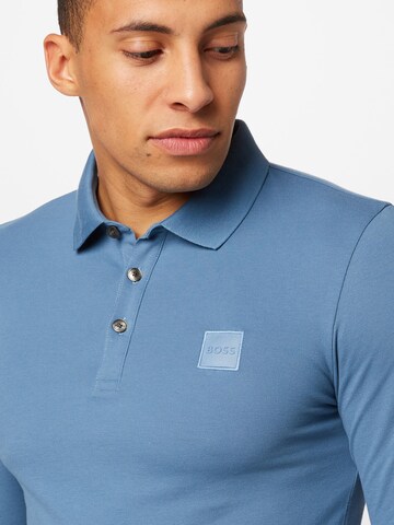 BOSS Bluser & t-shirts 'Passerby' i blå