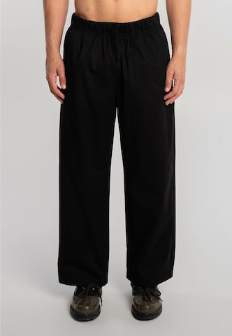 Another Cotton Lab - Loosefit Pantalón en negro