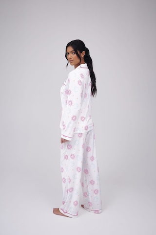 Loungeable Pajama in White