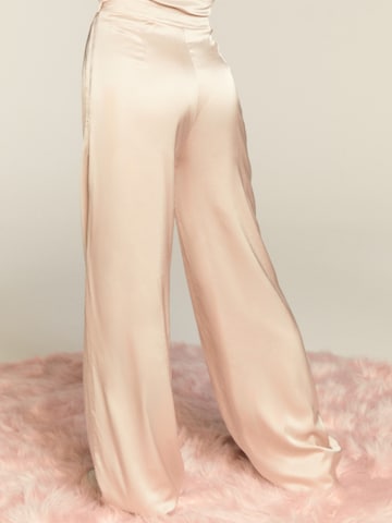 LENI KLUM x ABOUT YOU Wide Leg Hose 'Kira' in Beige