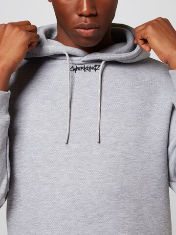 About You x Cyberkongz Sweatshirt 'Finn' in Grey