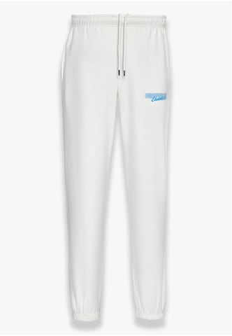 Dropsize Tapered Broek 'Essential' in Wit: voorkant