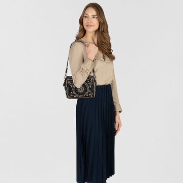 Campomaggi Shoulder bag 'Moira' in Black: front