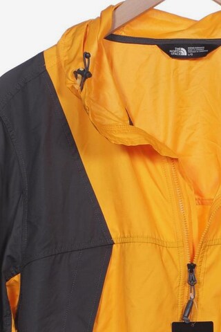 THE NORTH FACE Jacket & Coat in L in Orange